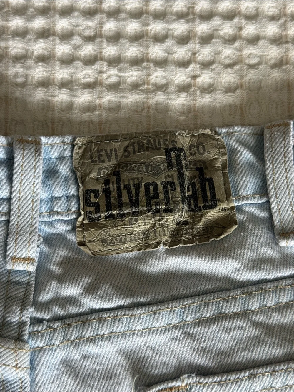 Rare Vintage Silver Tab Levi’s Jeans Light Wash Denim Shorts great quality denim - Picture 13 of 14